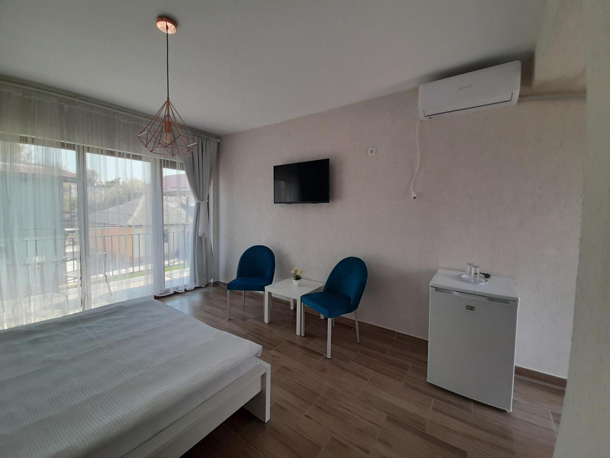 מלון קוסטינסטי Casa Orhideea מראה חיצוני תמונה